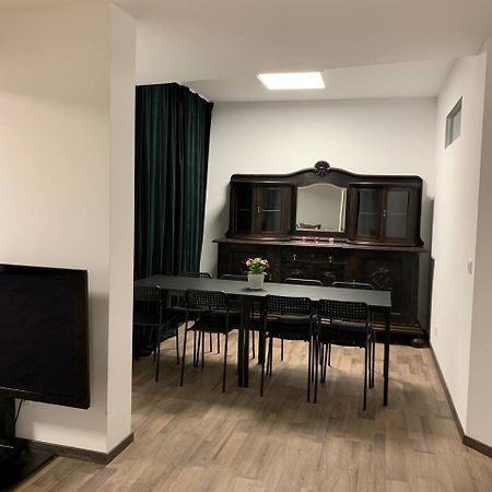 Central Private Rooms In Popular Neighborhood! Кьолн Екстериор снимка